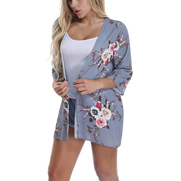 Strange Magic Floral 3/4 Sleeve Kimono Cardigan - Picture 2 of 4